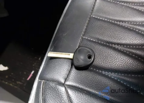 2014 Hyundai Accent Gls z USA, uszkodzony, nr VIN KMHCT4AE4EU777377